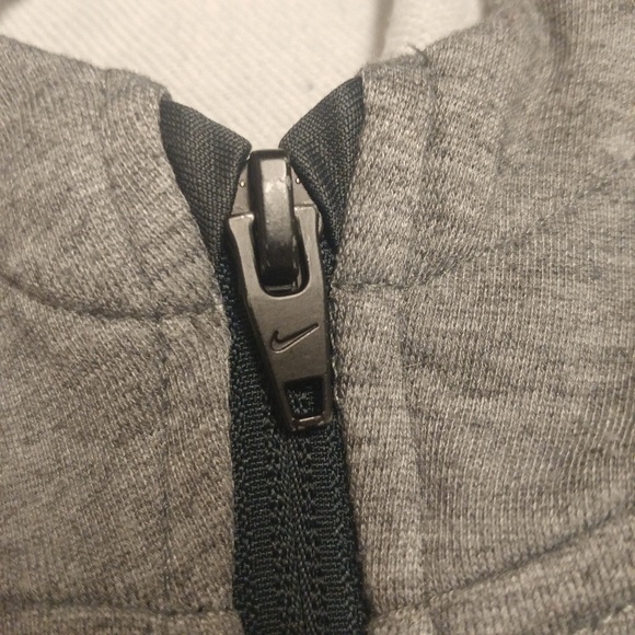 Nike • Girls Unisex Zip Front Hoodie Hooded Gray dri fit kids unisex sweatshirt - Picture 6 of 8